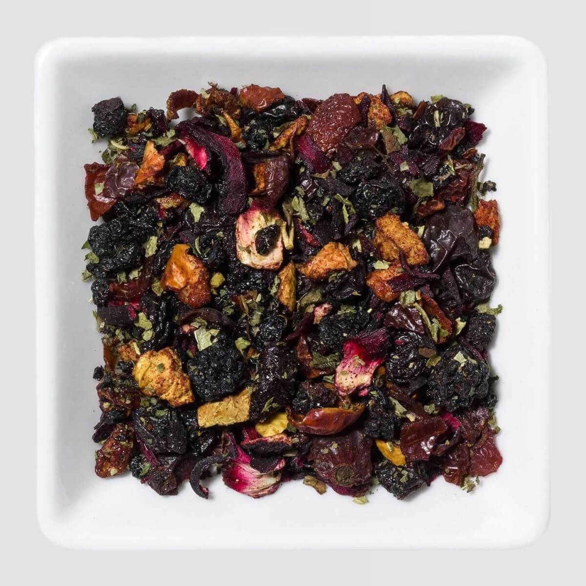 Sypaný ovocný čaj Forest Berry Be:Tea s čučoriedkami, šípkami a bazou